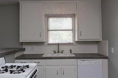 Building Photo - 226 Gurley Ln