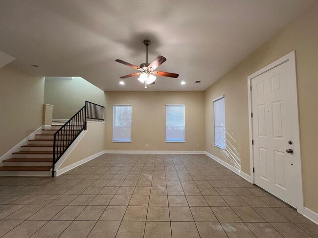 Building Photo - 1309 Olander St