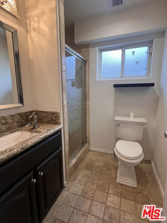 Building Photo - 2317 S Harcourt Ave