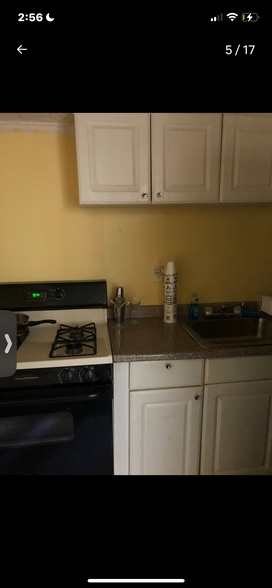 Gas range, small pantry,dorm refrigerator - 278 Drummond Ave