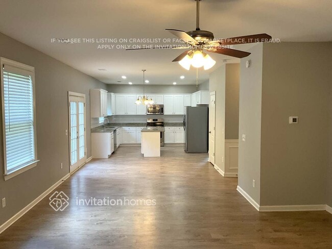 Building Photo - 2517 Mockingbird Ln