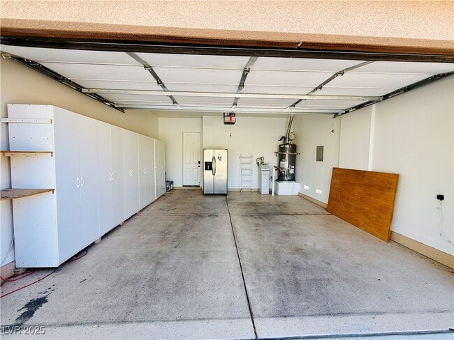 Building Photo - 7404 Eggshell Dr