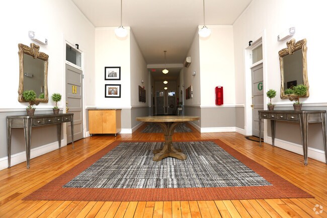 Building Photo - 141 East