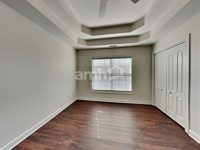 Building Photo - 632 Palisades Ct