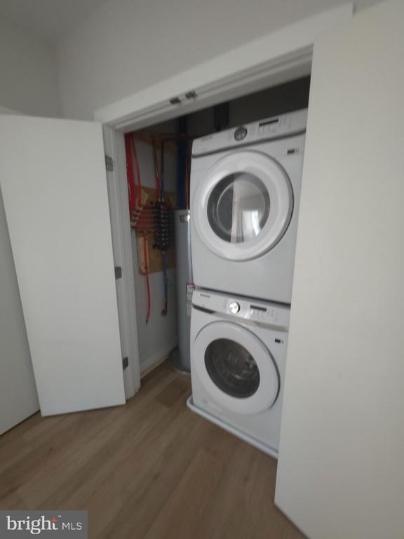 Building Photo - 3503 Midvale Ave