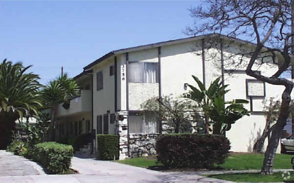 Building Photo - 3756 Westwood Blvd