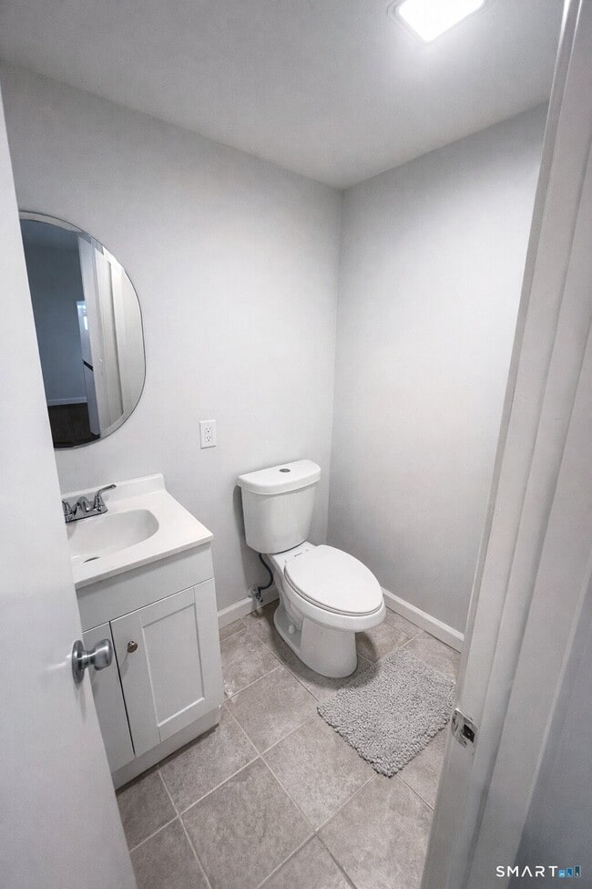 Building Photo - 411 N Main St