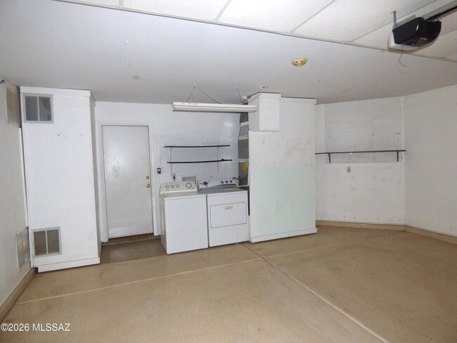 Building Photo - 9500 E Stonehaven Way