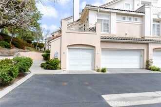 Building Photo - 215 Shorebreaker Dr