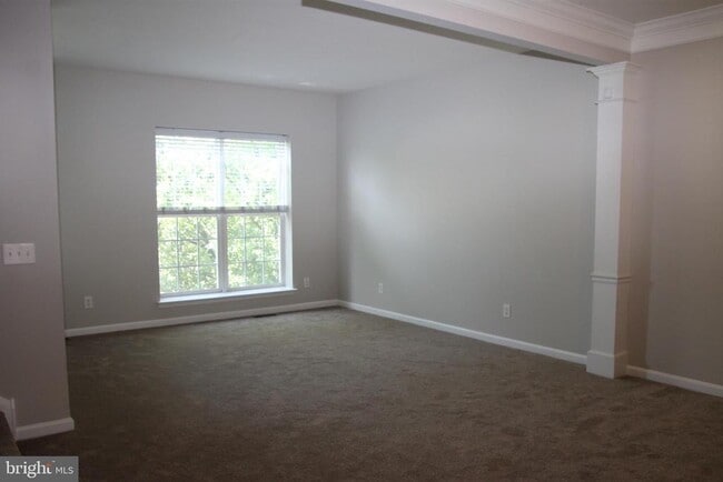 Building Photo - 157 Hudson Dr