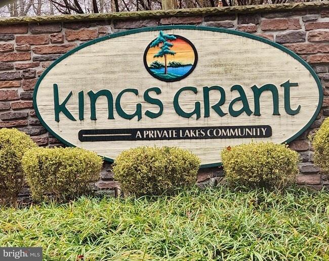 Building Photo - 5 Summit Ct