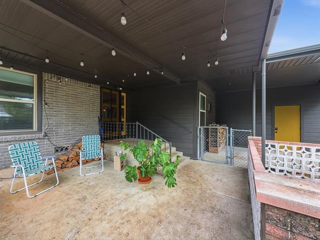 Building Photo - 2137 Lenamon Dr