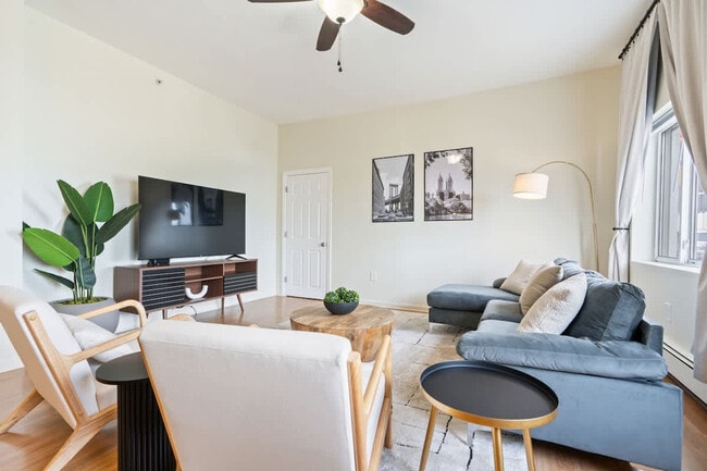 Building Photo - 1626 Union Turnpike