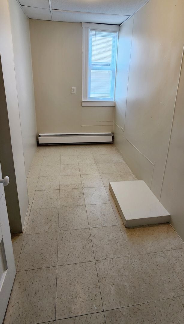 Building Photo - 436 School St