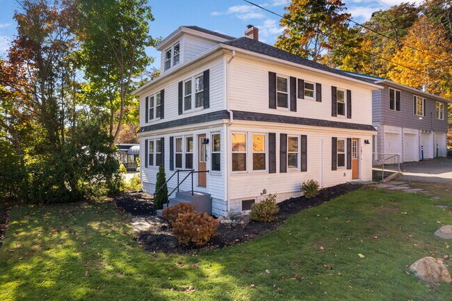 Building Photo - 181 Main St