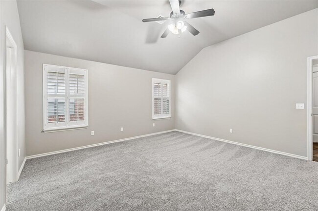 Building Photo - 4925 NW 164th Terrace