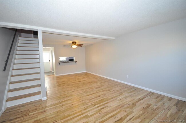 Building Photo - 43 Hiltbrand Rd