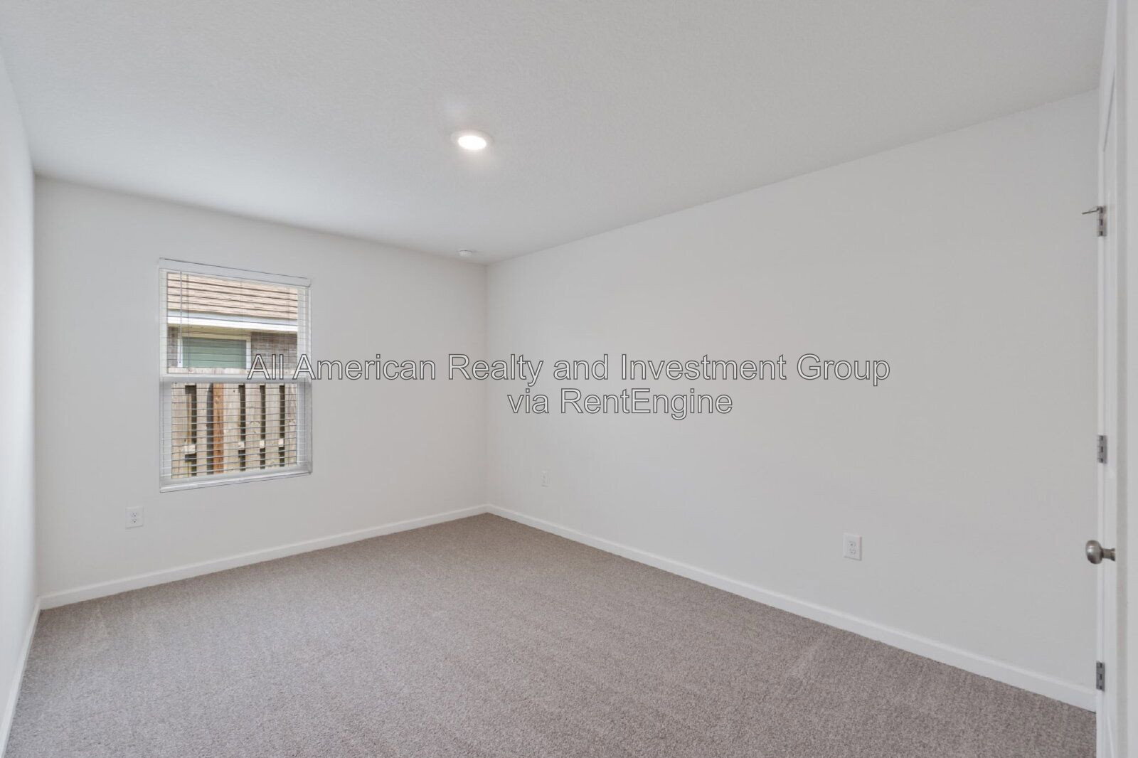 Building Photo - 921 Merganser Way