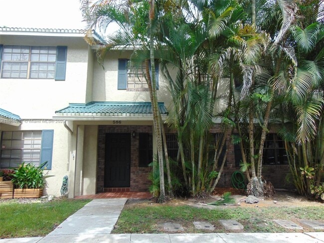 Building Photo - 586 Westree Ln