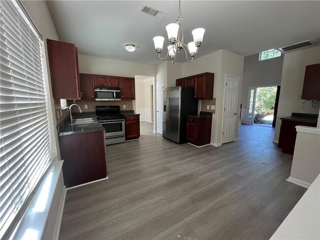 Building Photo - 420 Rockbass Rd