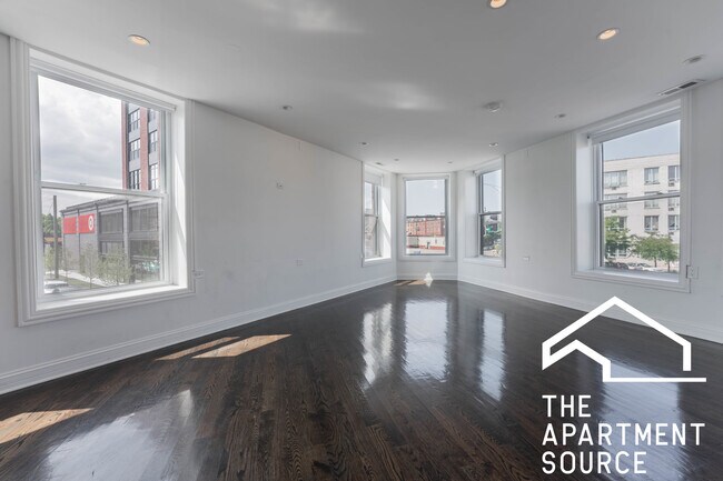 Building Photo - 2450 N Milwaukee Ave