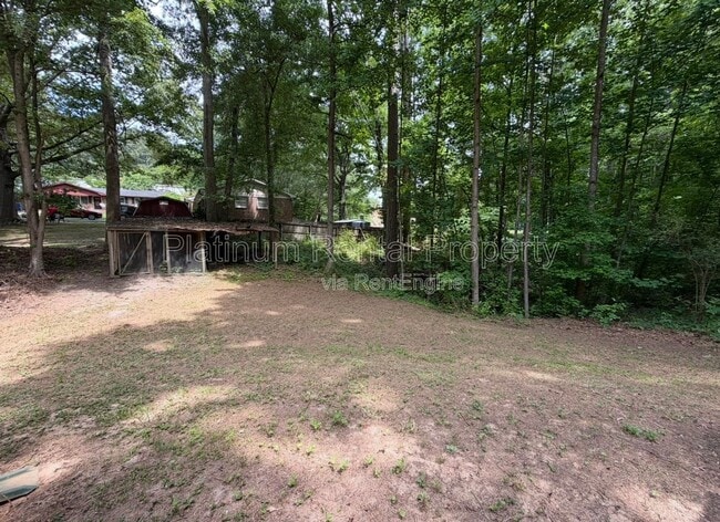 Building Photo - 209 Briarwood Dr