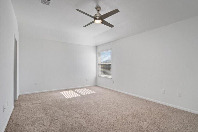 Building Photo - 5804 Loblolly Ln