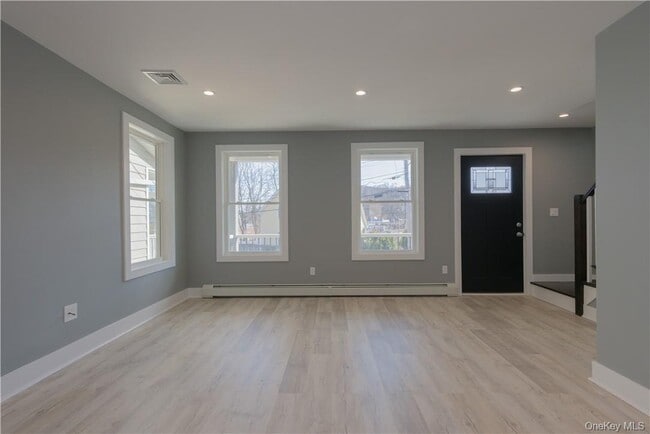 Building Photo - 284 High Ave