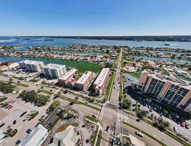 Building Photo - 105 Island Way