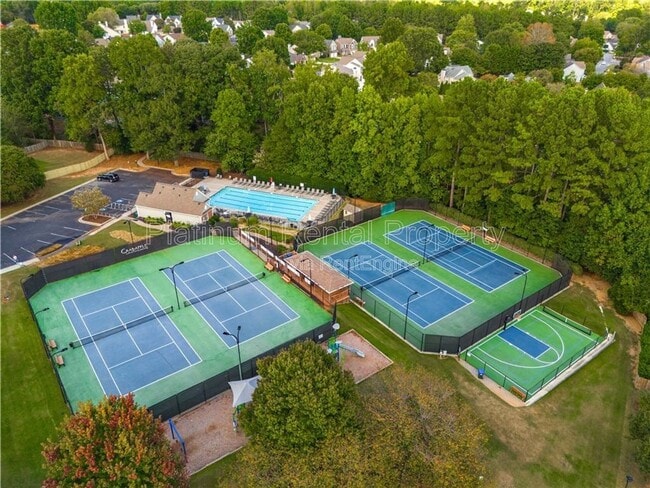 Building Photo - 11080 Crabapple Lake Dr