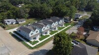 Building Photo - 724 S Weenonah Ave