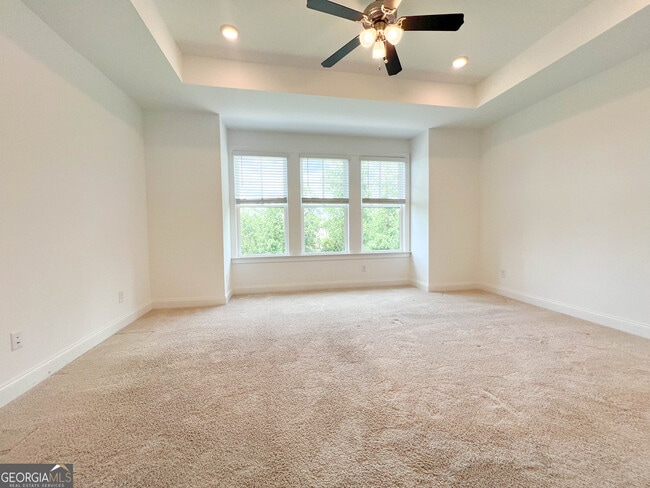 Building Photo - 6605 Beacon Dr