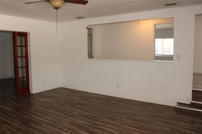 Building Photo - 3316 26th St W