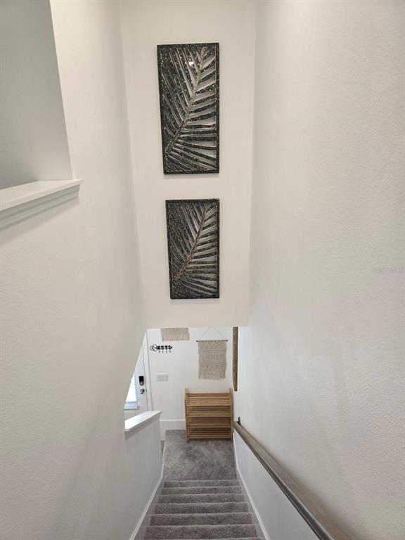 Building Photo - 635 Longboat Dr