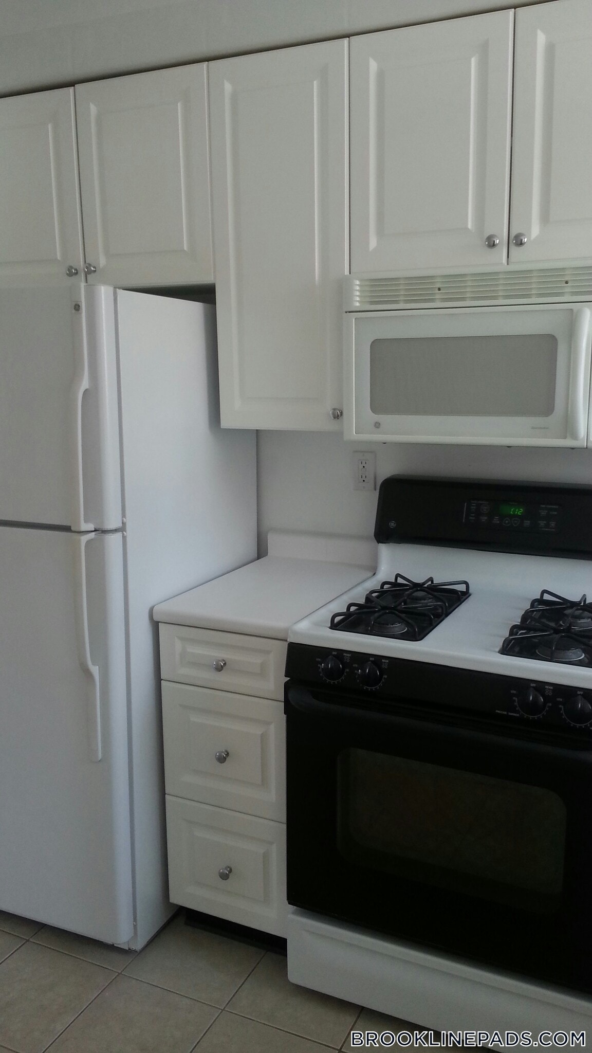 Building Photo - 115 Gerry Rd