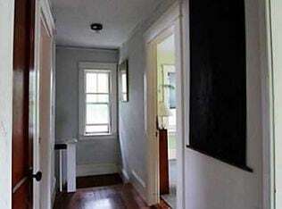 Building Photo - 182 Calla St