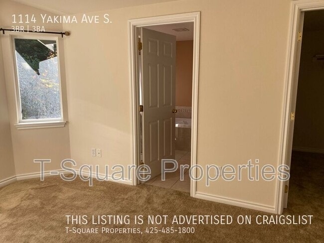 Building Photo - 1114 Yakima Ave S