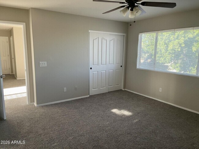 Building Photo - 3613 N 127th Dr