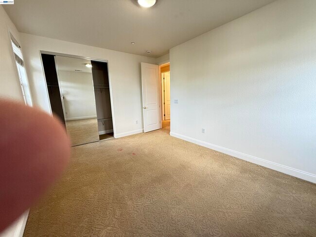 Building Photo - 3687 Whitworth Dr