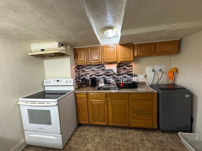 Building Photo - 51 S Franklin St