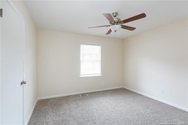 Building Photo - 923 Rancho Dr