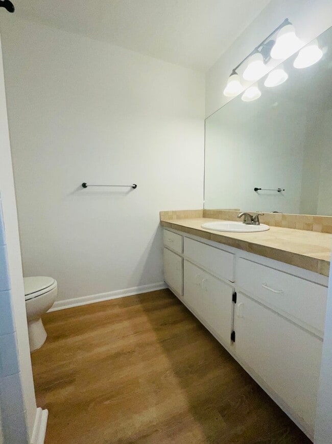 Building Photo - Pratt_316 Hernando