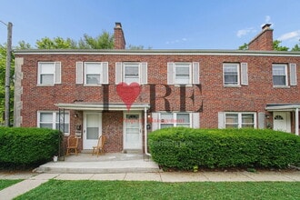 Building Photo - 338 S Chase Ave