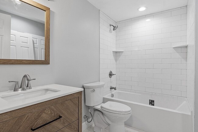 Building Photo - 79 Gage St