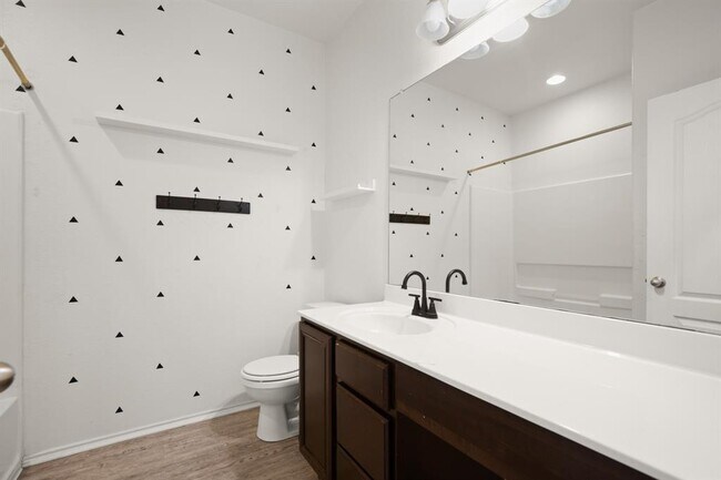 Building Photo - 243 Mancos Dr