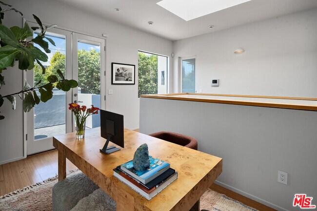 Building Photo - 8735 Dorrington Ave
