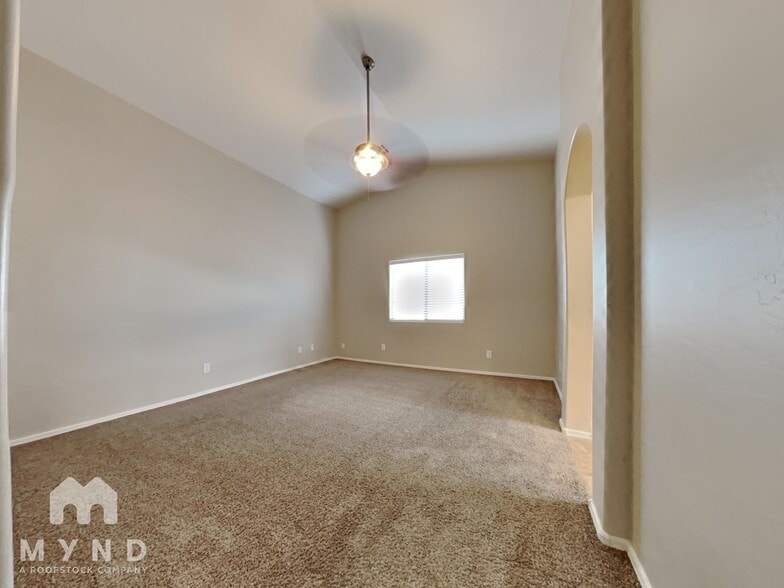 Building Photo - 6315 S 25th Dr