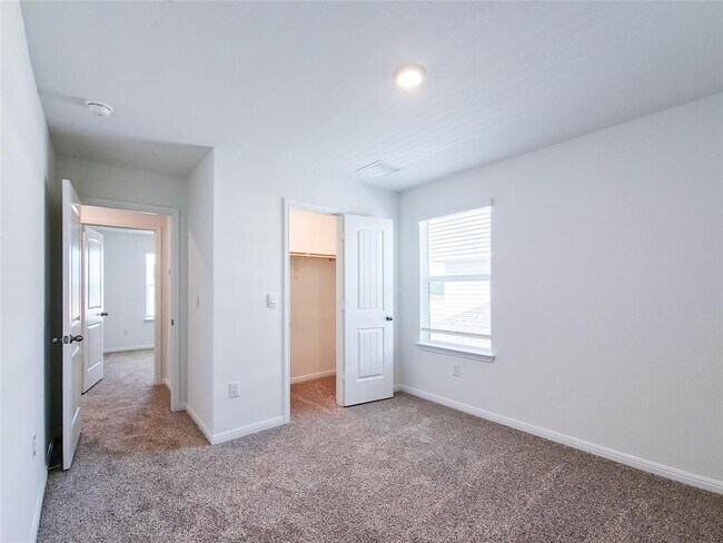 Building Photo - 2313 March Hare Trce