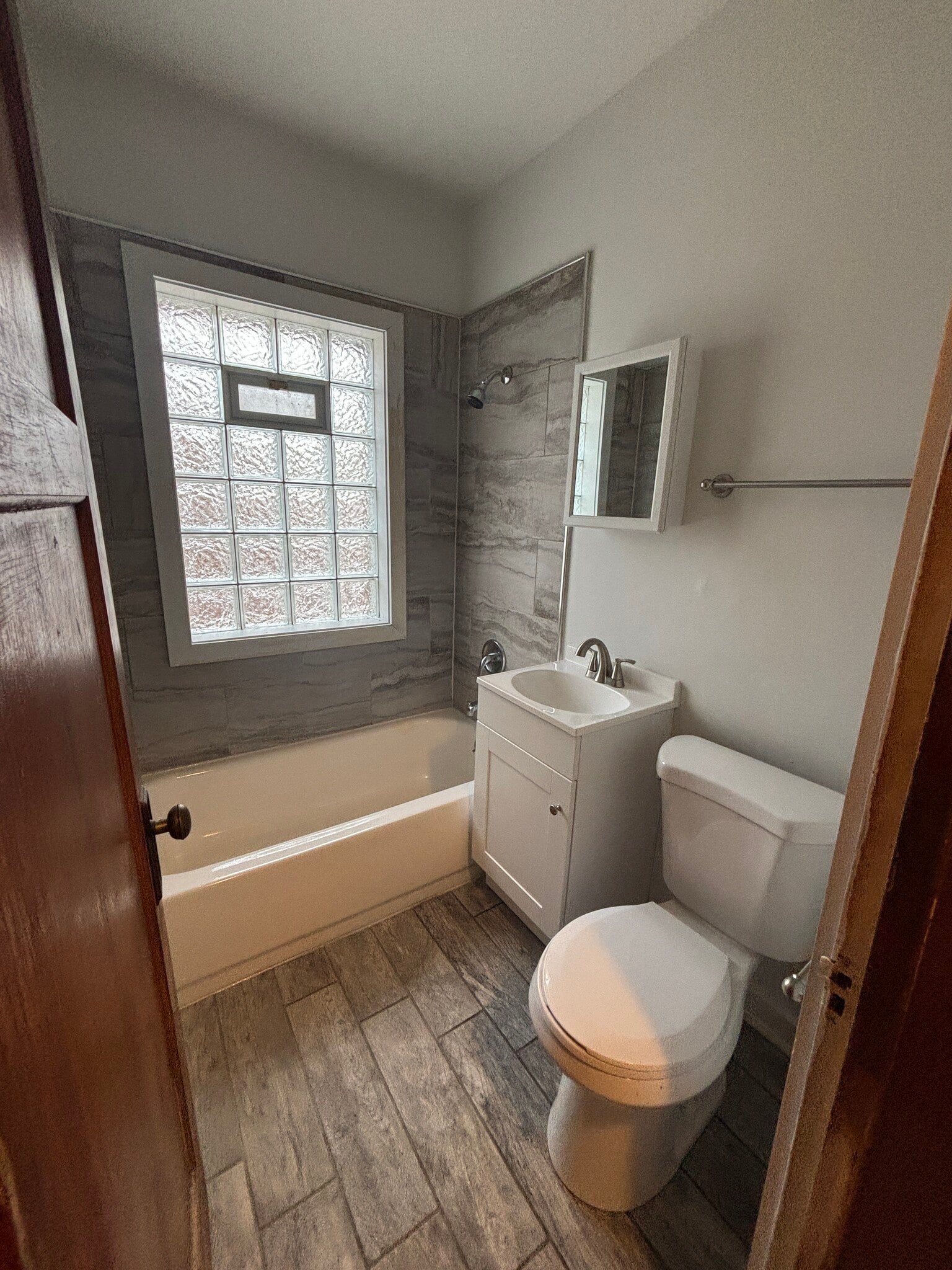 Building Photo - 5223 W Wisconsin Ave