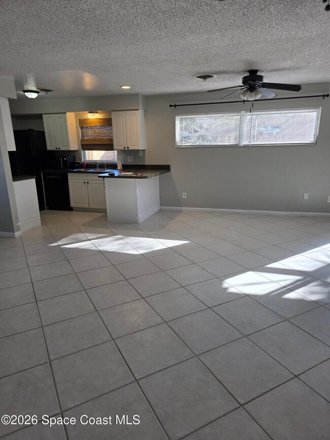 Building Photo - 145 Brandy Ln